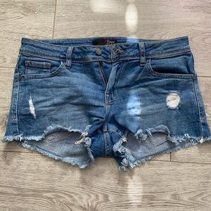 Fran Denim shorts Sz 26